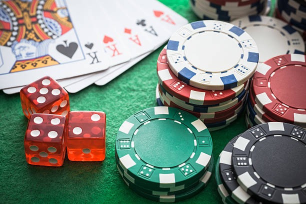 Dasbor multi-olahraga pickerwheel menampilkan Liga 1, Piala AFF, dan cakupan badminton